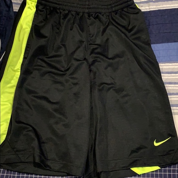 Nike shorts - Picture 1 of 1